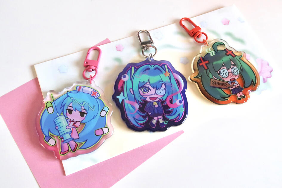 Miku 2.5in keychains